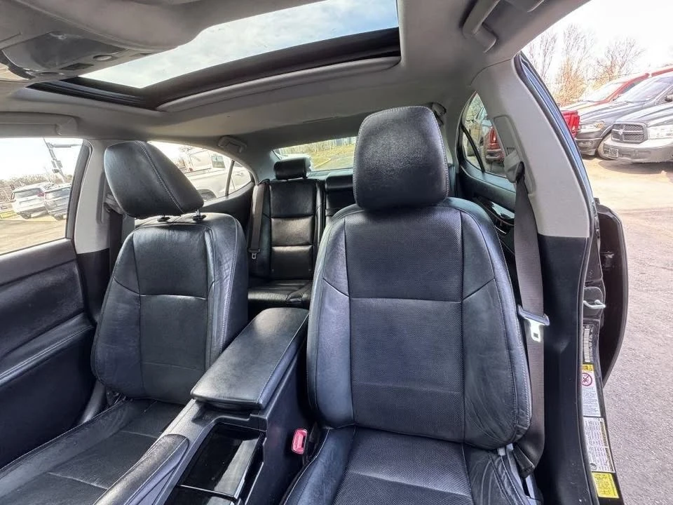 2014 Lexus ES 6th Gen - Image 18 of 20