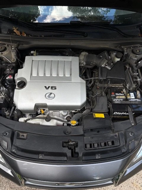2014 Lexus ES 6th Gen - Image 13 of 14