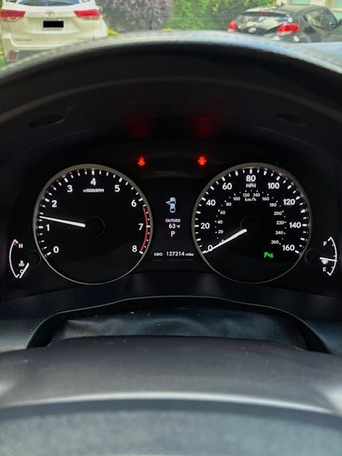 2014 Lexus ES 6th Gen - Image 9 of 14