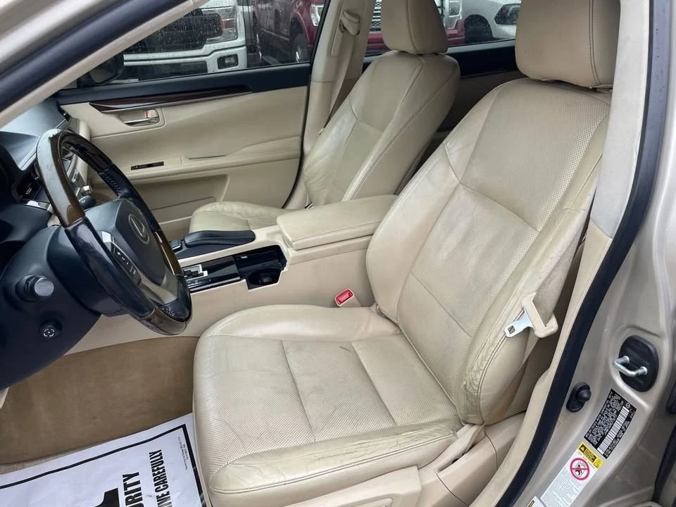 2014 Lexus ES 6th Gen - Image 20 of 20