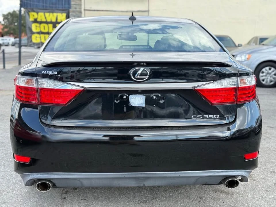 2014 Lexus ES 6th Gen - Image 6 of 20