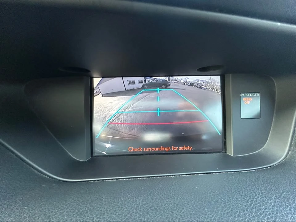 2014 Lexus ES 6th Gen - Image 11 of 20