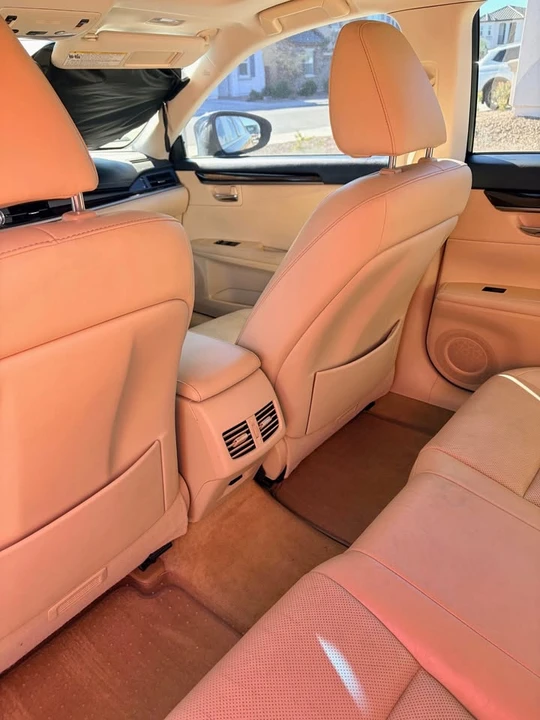 2014 Lexus ES 6th Gen - Image 7 of 8