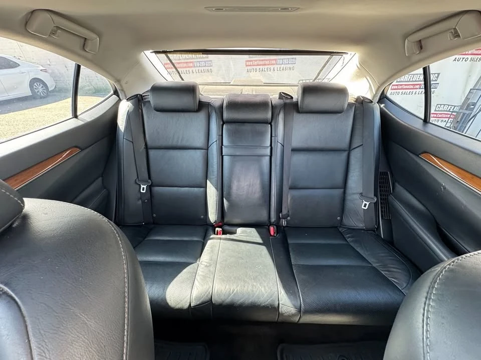 2014 Lexus ES 6th Gen - Image 8 of 18