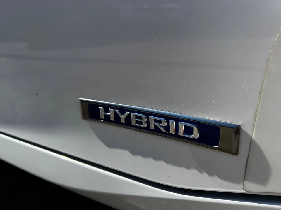 2014 Lexus ES 6th Gen - Image 10 of 10