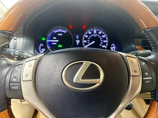 2014 Lexus ES 6th Gen - Image 7 of 13