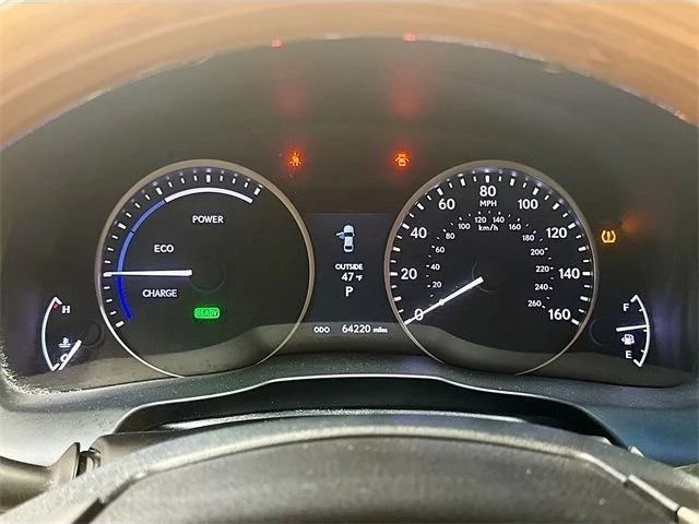 2014 Lexus ES 6th Gen - Image 8 of 13