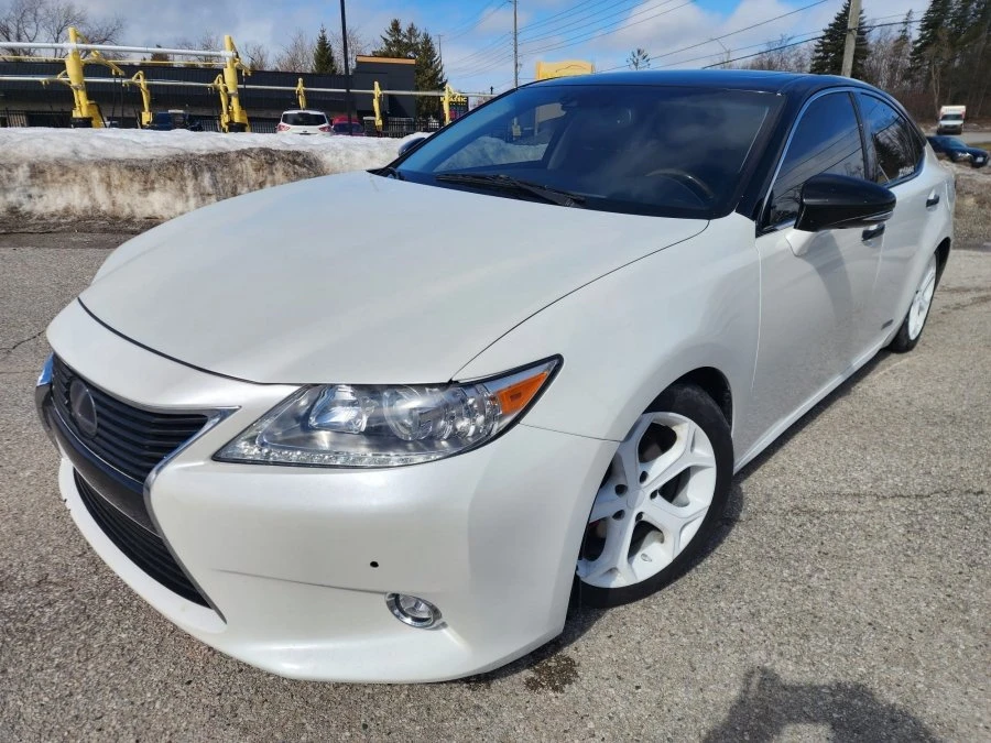 2014 Lexus ES 6th Gen - Image 12 of 14
