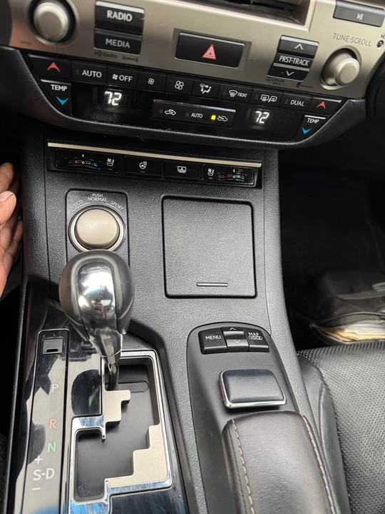 2014 Lexus ES 6th Gen - Image 18 of 18