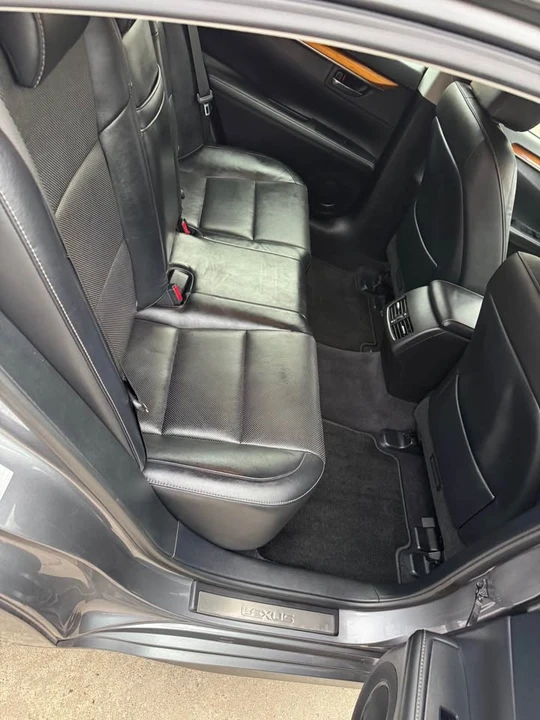 2014 Lexus ES 6th Gen - Image 10 of 18