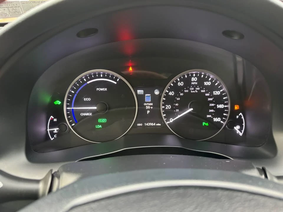 2014 Lexus ES 6th Gen - Image 16 of 18