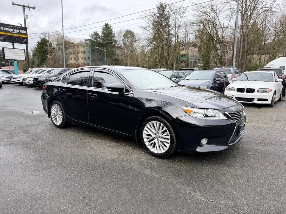 2014 Lexus ES 6th Gen - Image 2 of 20