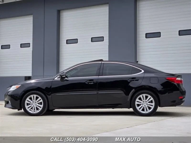2014 Lexus ES 6th Gen - Image 5 of 20