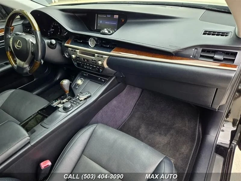 2014 Lexus ES 6th Gen - Image 2 of 20