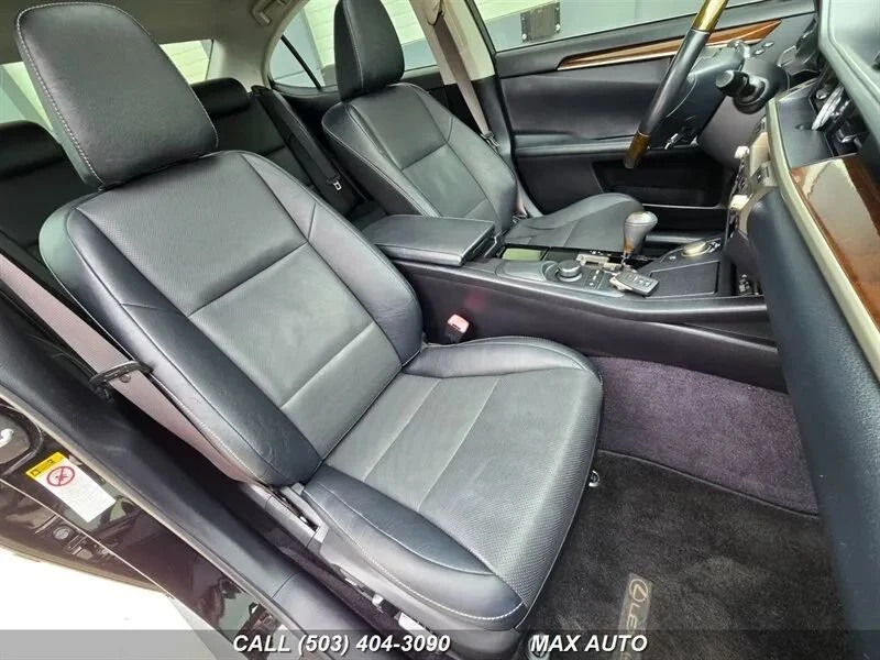 2014 Lexus ES 6th Gen - Image 20 of 20