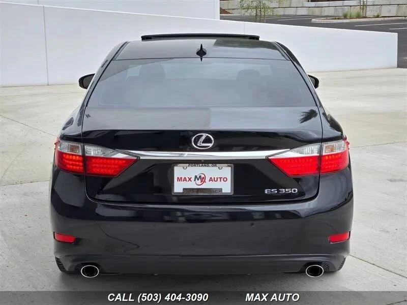 2014 Lexus ES 6th Gen - Image 7 of 20