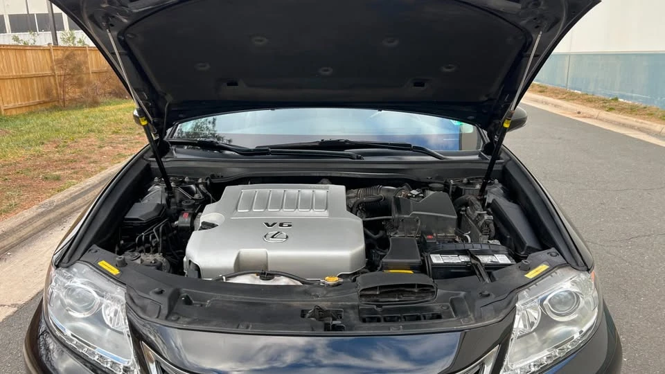2014 Lexus ES 6th Gen - Image 17 of 17