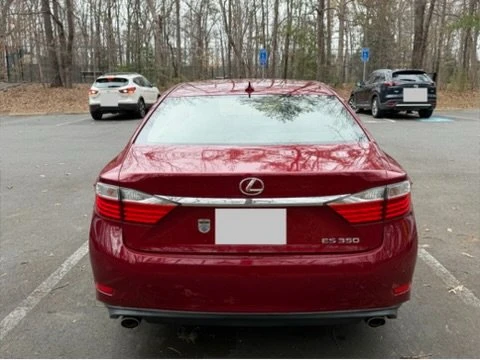 2014 Lexus ES 6th Gen - Image 3 of 12