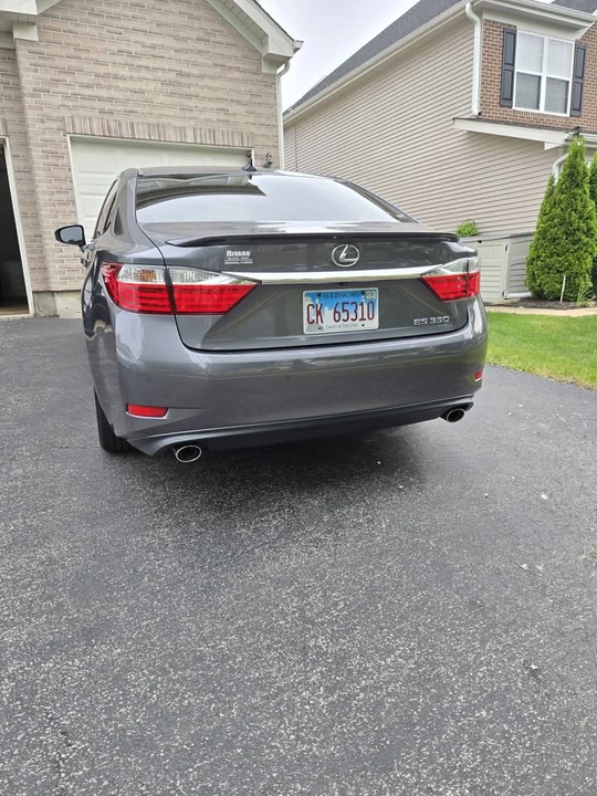 2014 Lexus ES 6th Gen - Image 4 of 11