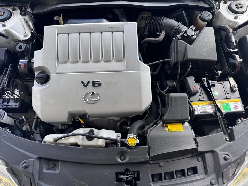 2014 Lexus ES 6th Gen - Image 19 of 20