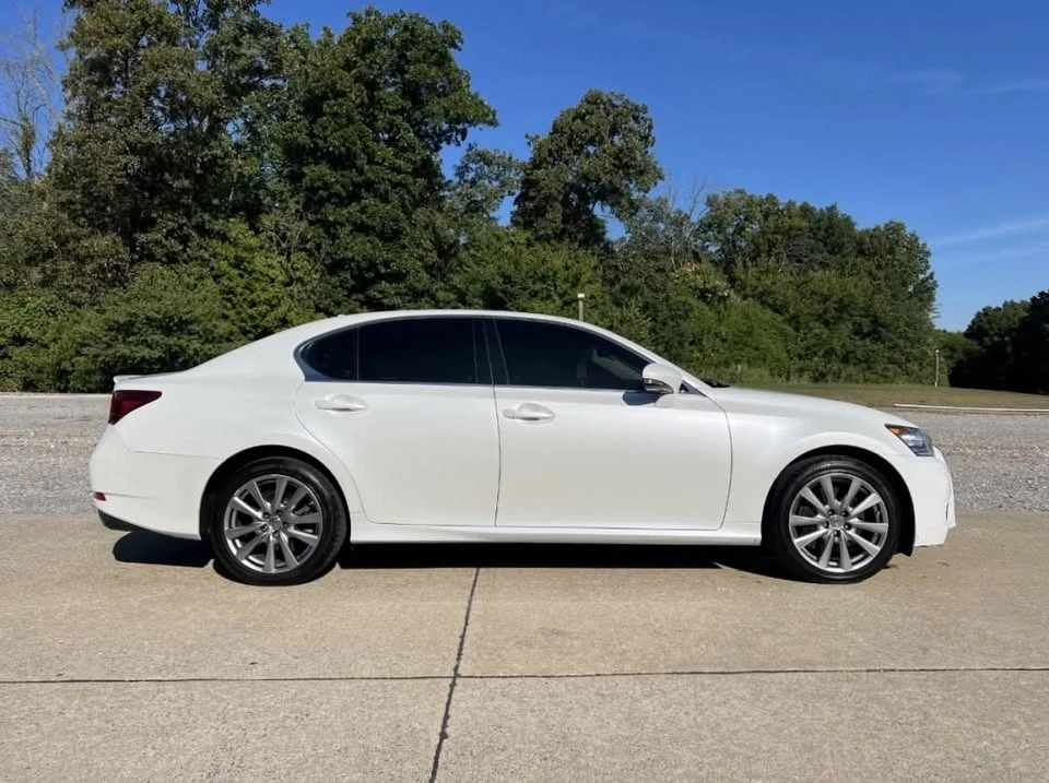 2014 Lexus GS 4th Gen - Image 11 of 20