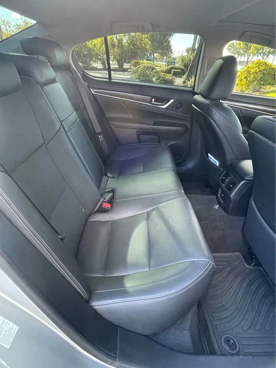 2014 Lexus GS 4th Gen - Image 10 of 13