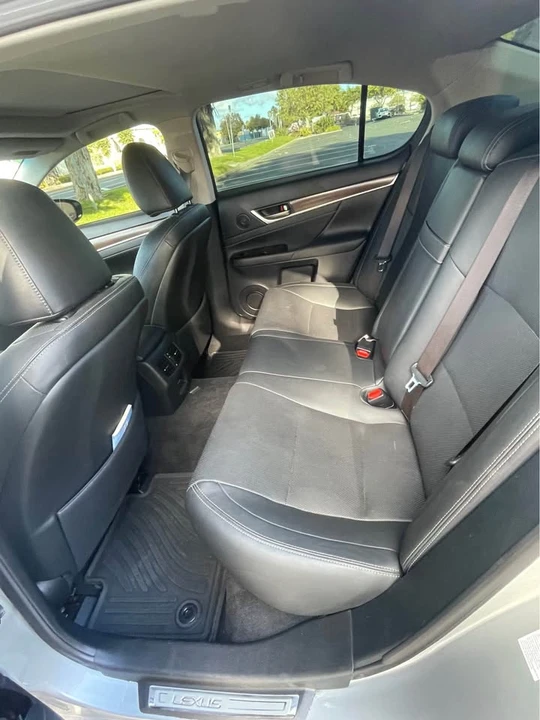 2014 Lexus GS 4th Gen - Image 9 of 13