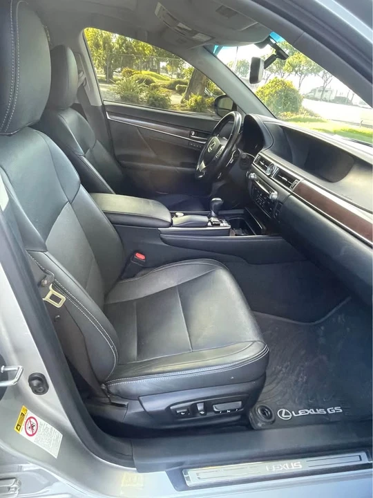 2014 Lexus GS 4th Gen - Image 11 of 13
