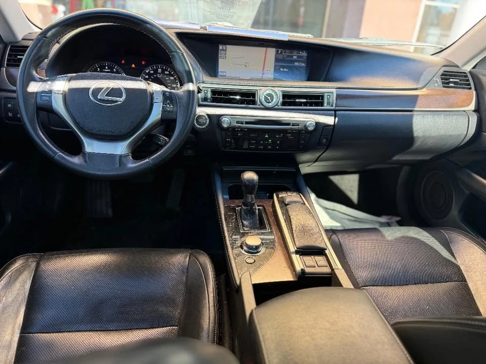 2014 Lexus GS 4th Gen - Image 5 of 7