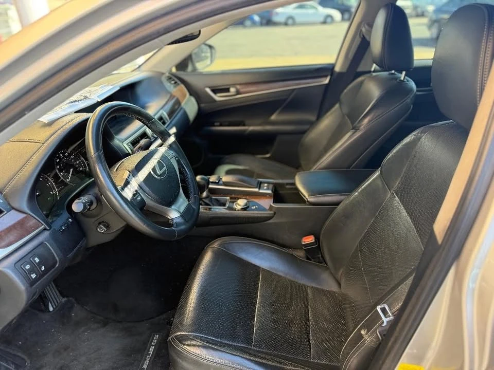 2014 Lexus GS 4th Gen - Image 2 of 7