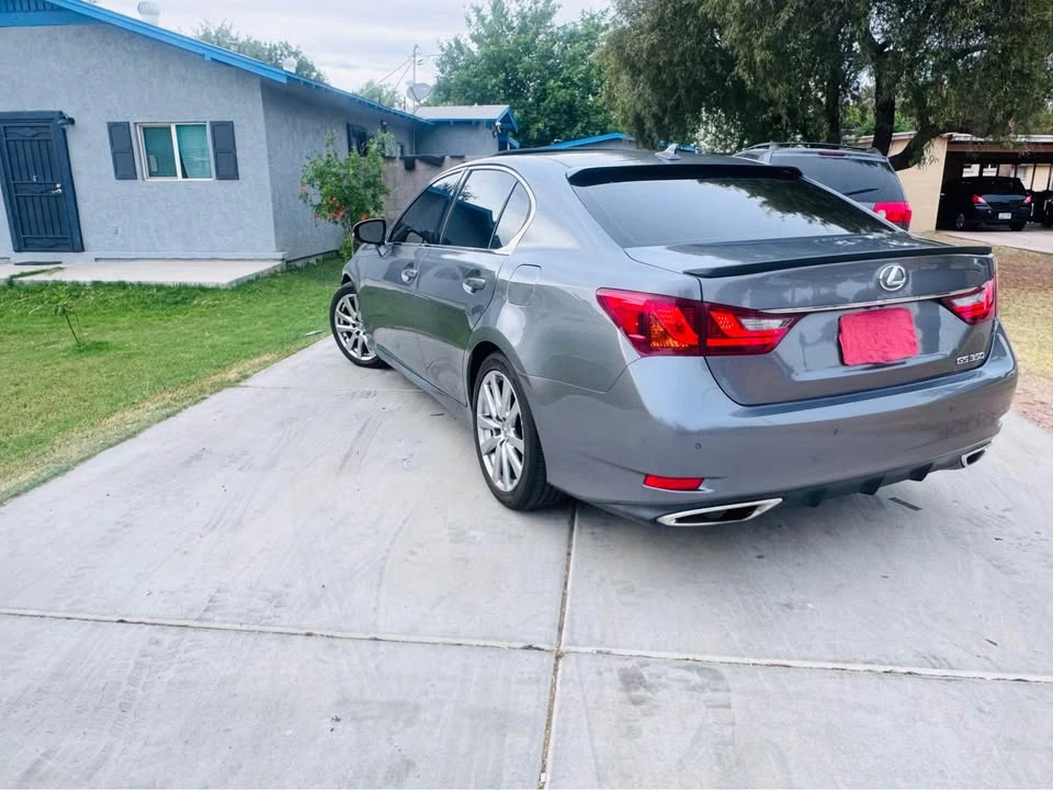 2014 Lexus GS 4th Gen - Image 2 of 10