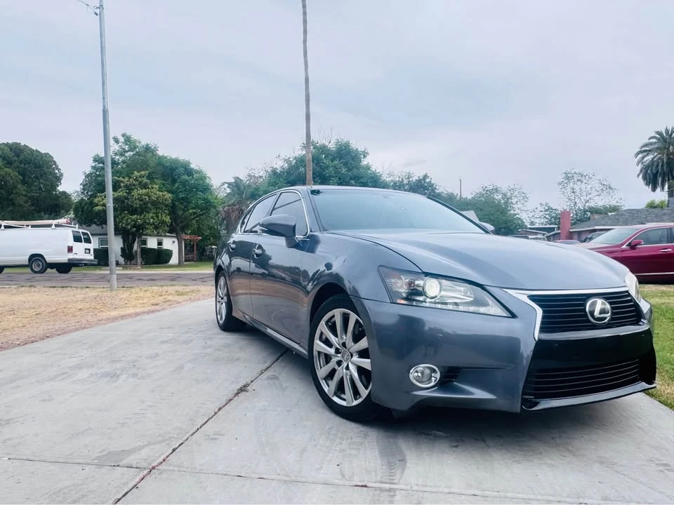 2014 Lexus GS 4th Gen - Image 4 of 10