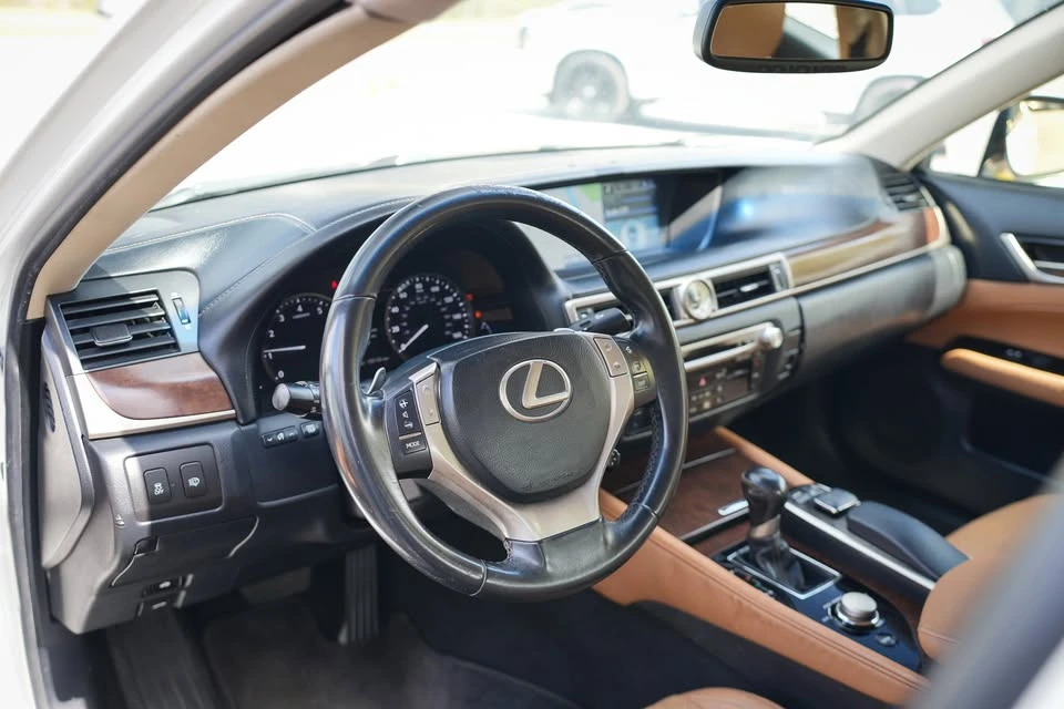 2014 Lexus GS 4th Gen - Image 14 of 20