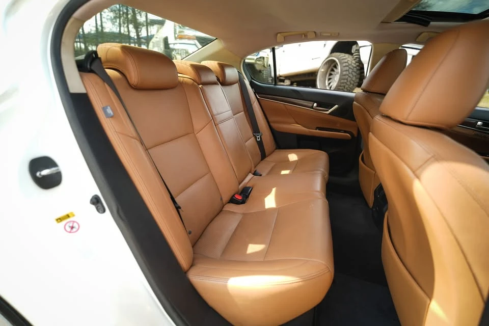 2014 Lexus GS 4th Gen - Image 19 of 20