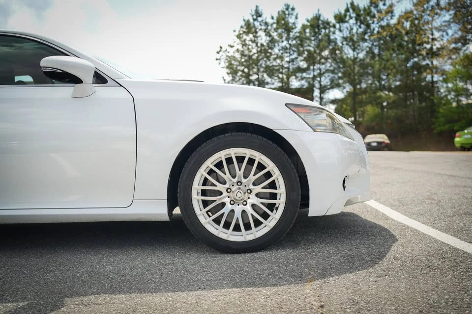 2014 Lexus GS 4th Gen - Image 13 of 20