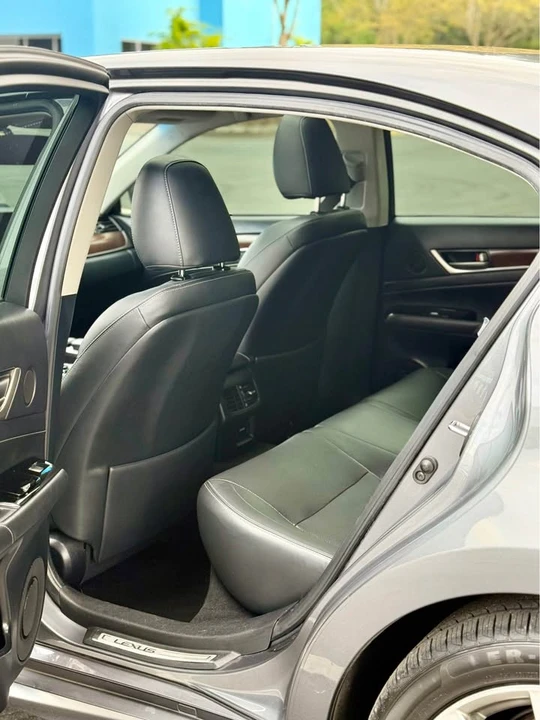 2014 Lexus GS 4th Gen - Image 14 of 16