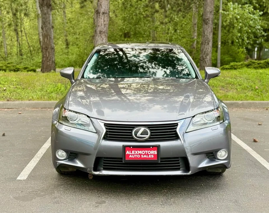 2014 Lexus GS 4th Gen - Image 10 of 16