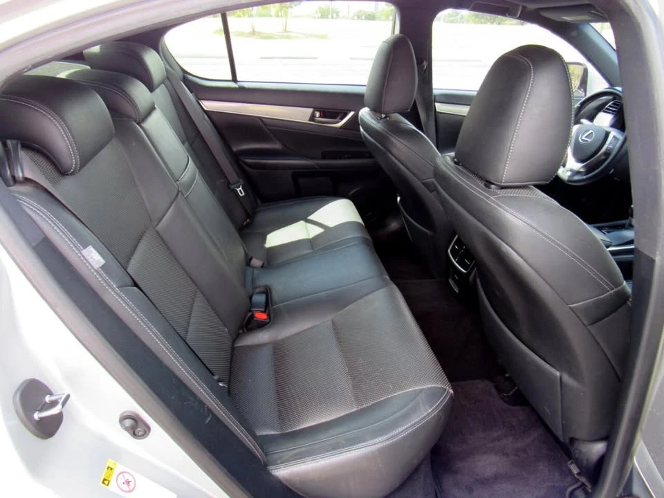 2014 Lexus GS 4th Gen - Image 15 of 19