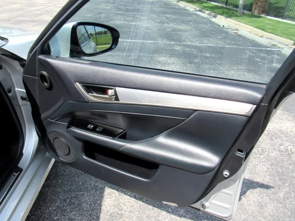 2014 Lexus GS 4th Gen - Image 12 of 19