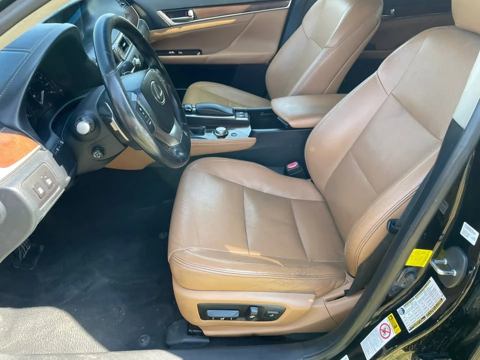 2014 Lexus GS 4th Gen - Image 13 of 20