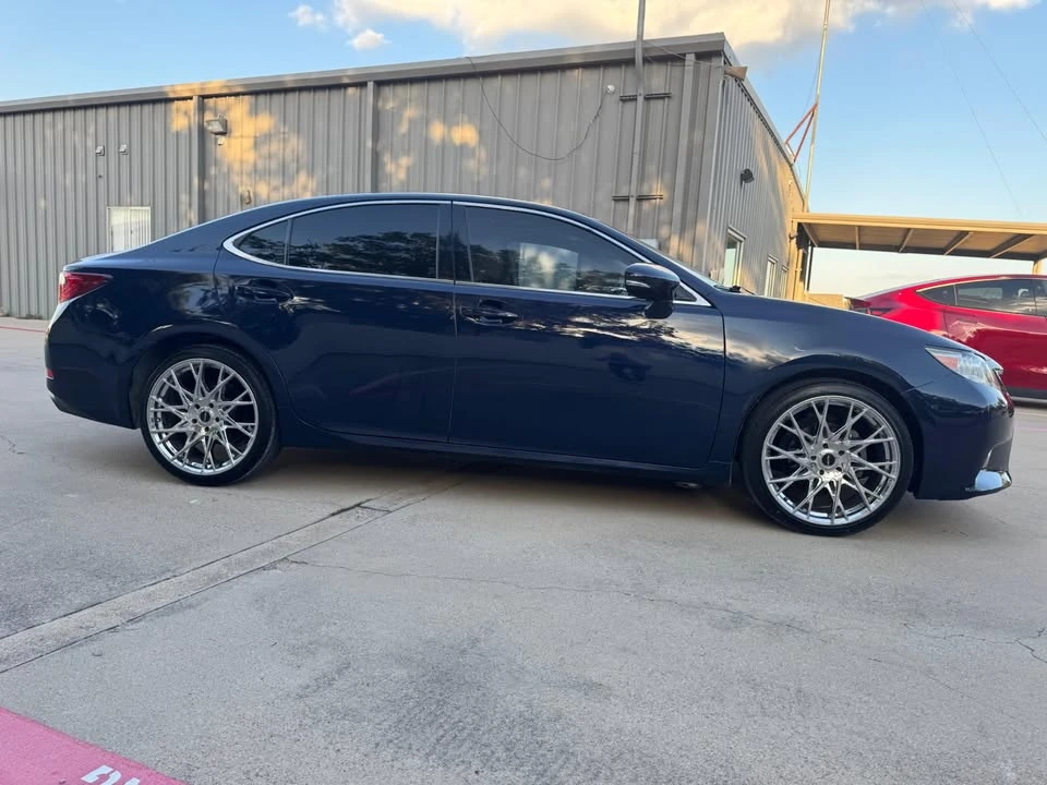 2014 Lexus GS 4th Gen - Image 4 of 7