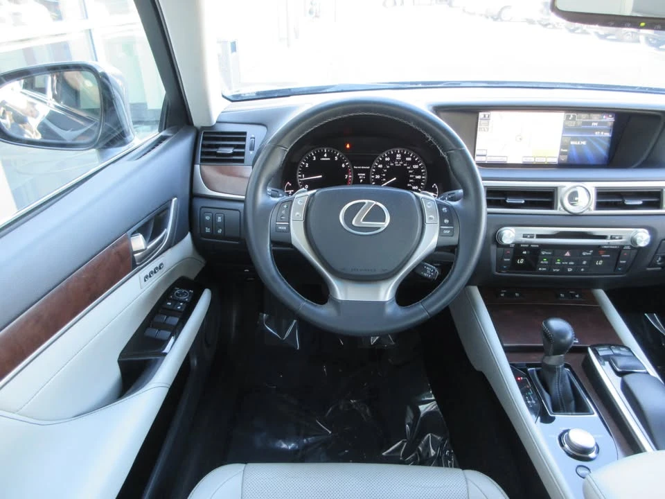 2014 Lexus GS 4th Gen - Image 8 of 8