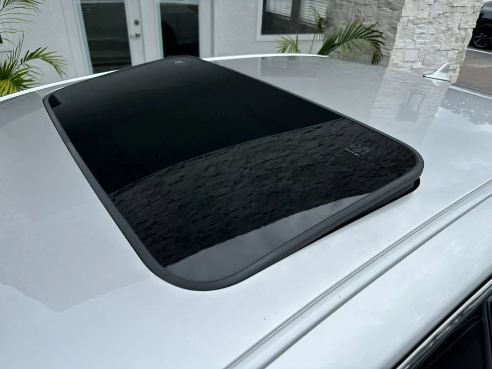 2014 Lexus GS 4th Gen - Image 10 of 20