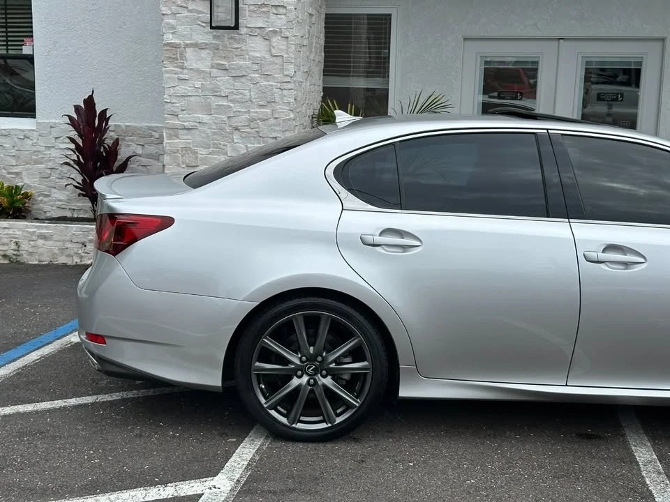 2014 Lexus GS 4th Gen - Image 19 of 20