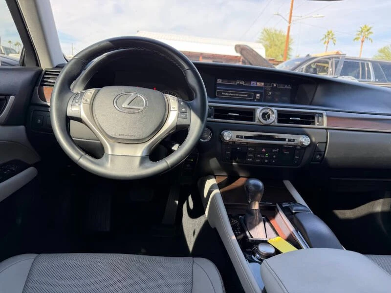 2014 Lexus GS 4th Gen - Image 13 of 18