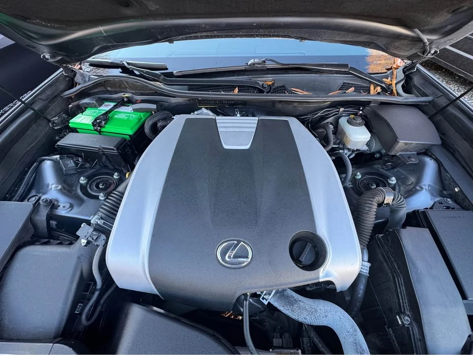 2014 Lexus GS 4th Gen - Image 15 of 16