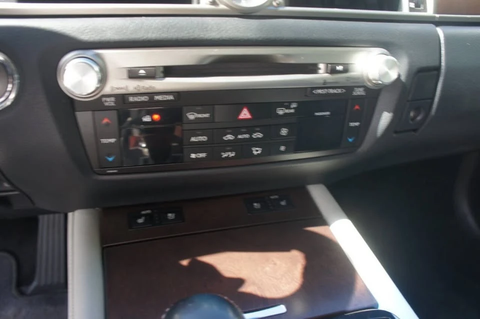 2014 Lexus GS 4th Gen - Image 11 of 19