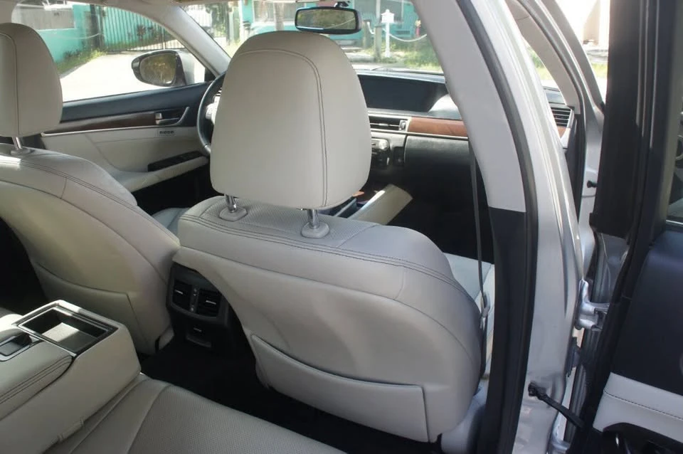 2014 Lexus GS 4th Gen - Image 8 of 19