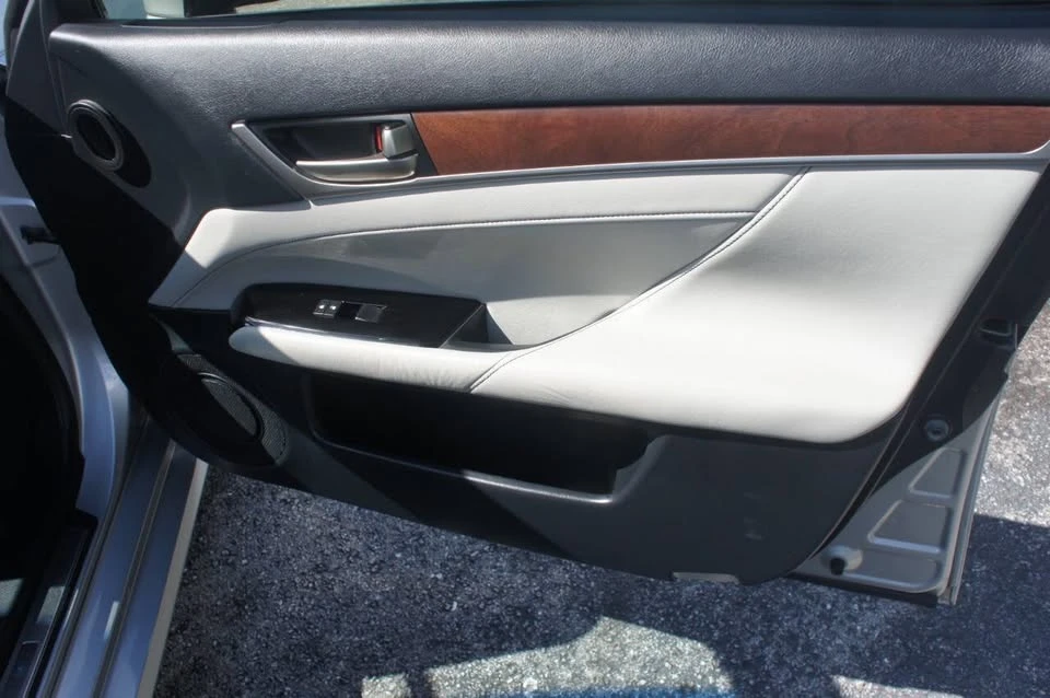 2014 Lexus GS 4th Gen - Image 5 of 19