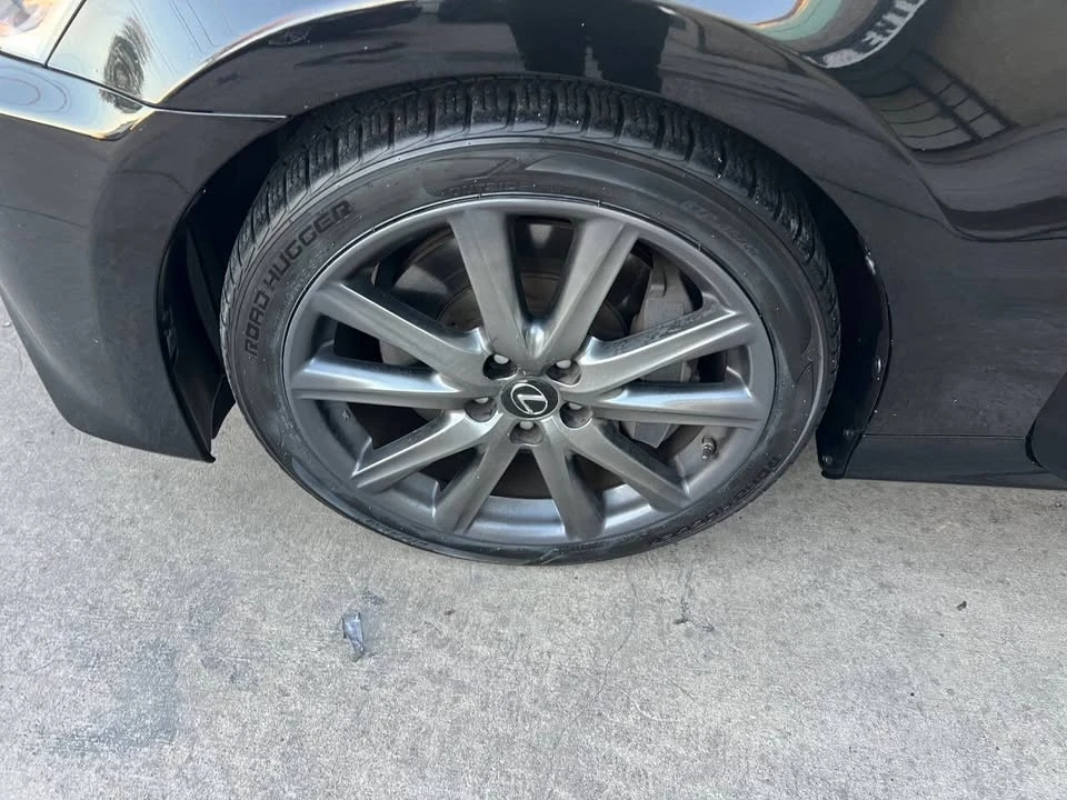2014 Lexus GS 4th Gen - Image 14 of 16